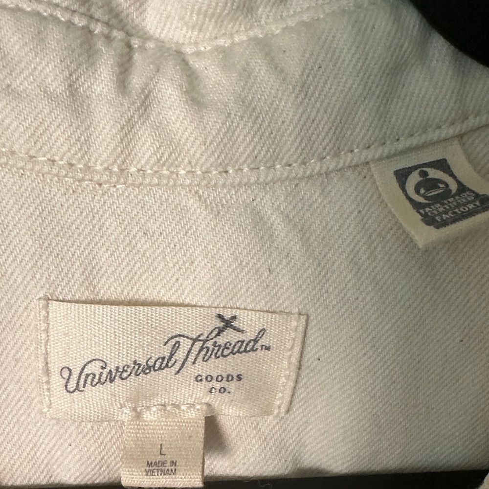 Universal Thread Cream Button-Up Shirt - Picture 2 of 2